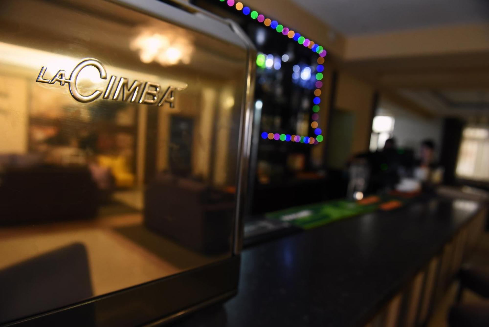 Shanyrak Hotel Temirtau ภายนอก รูปภาพ